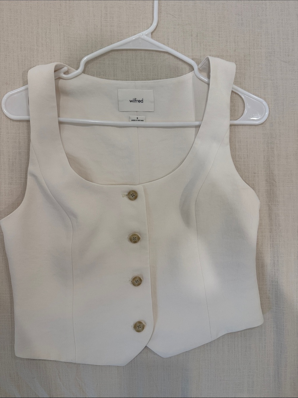 Wilfred Cream Button-Front Cropped Vest
